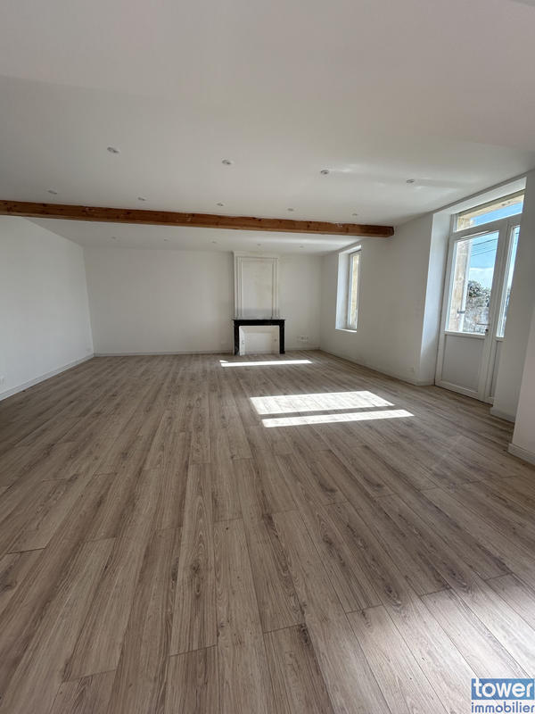 Maison - 206 m² - 6 pièces