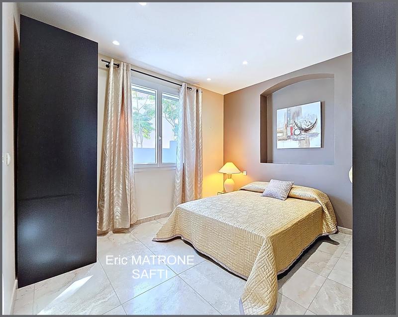 Maison - 175 m² - 6 pièces