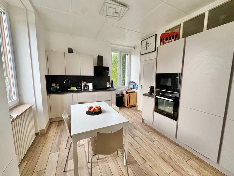 Maison - 91 m² - 4 pièces