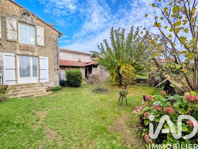 Maison - 165 m² - 7 pièces