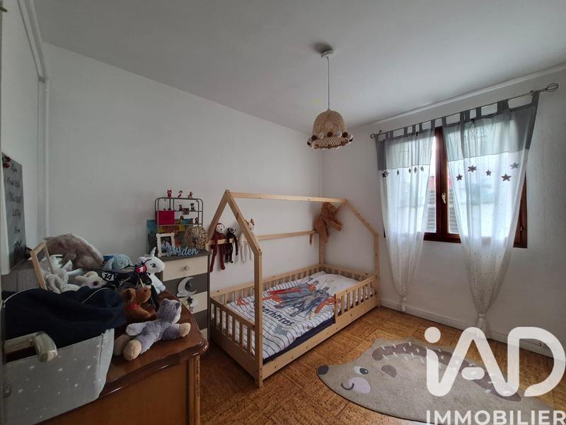 Maison - 175 m² - 8 pièces