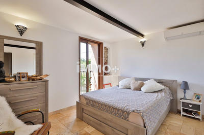 Maison - 106 m² - 4 pièces