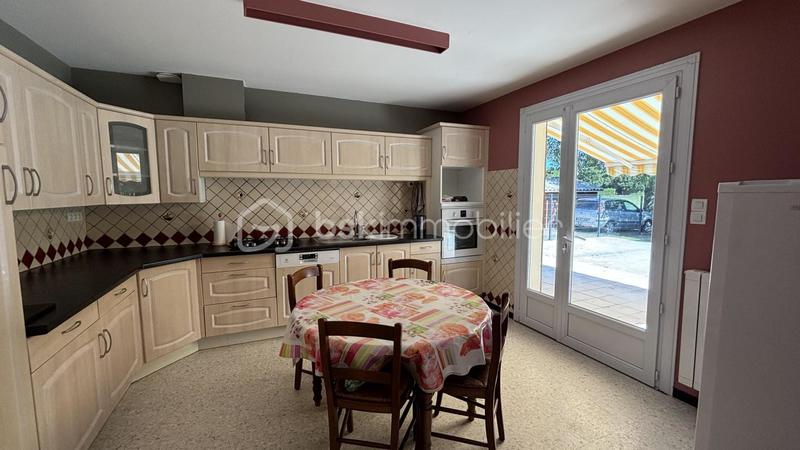 Propriété - 151 m² - 7 pièces