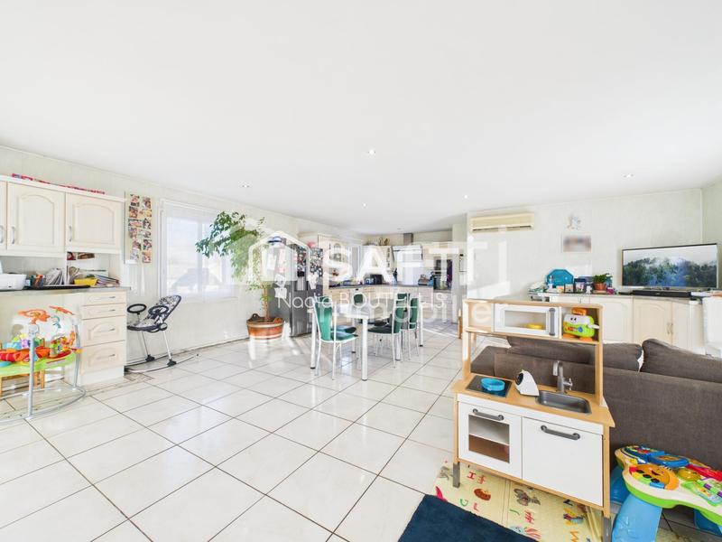 Maison - 136 m² - 6 pièces