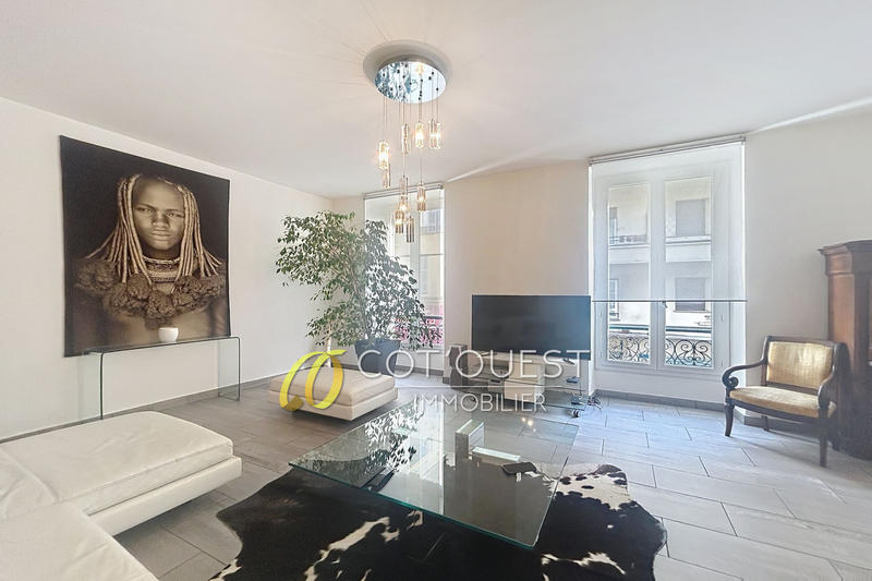 Appartement - 97 m² - 3 pièces