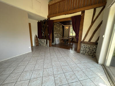 Maison - 140 m² - 6 pièces