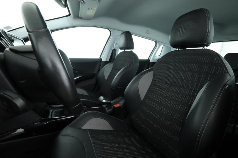 Peugeot 2008 1.2 PureTech Allure 110 ch