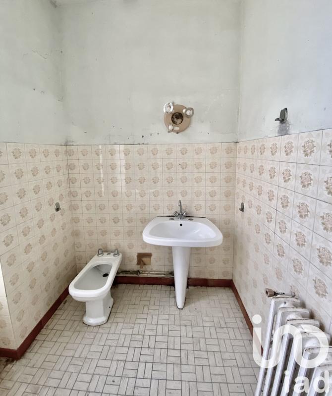 Maison - 184 m² - 8 pièces