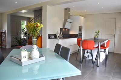 Maison contemporaine - 200 m² - 6 pièces