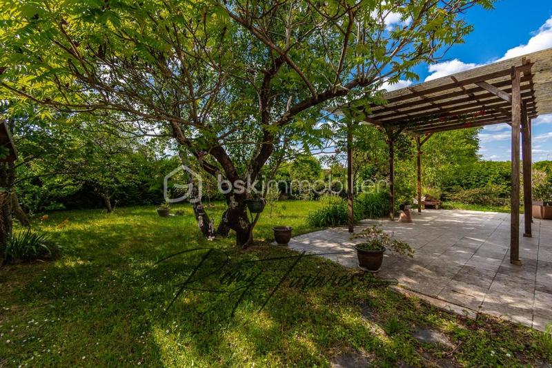 Pavillon - 90 m² - 5 pièces