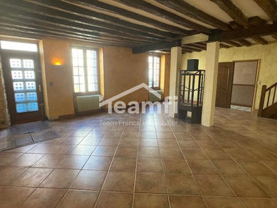 Maison - 153 m² - 4 pièces