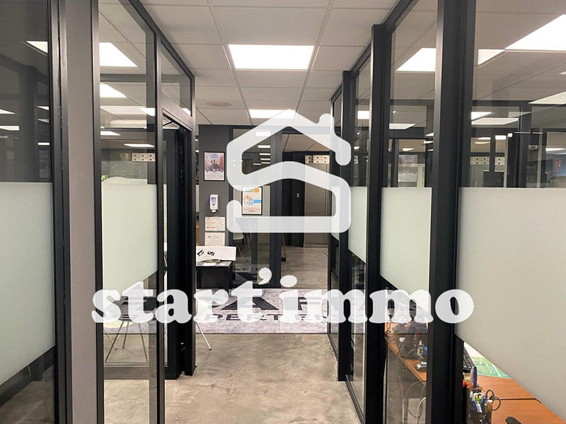 Local commercial - 200 m²