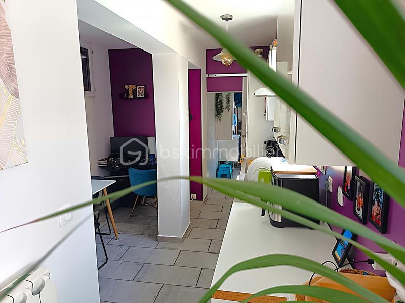 Villa - 225 m² - 9 pièces