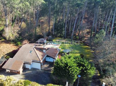 Villa - 200 m² - 8 pièces