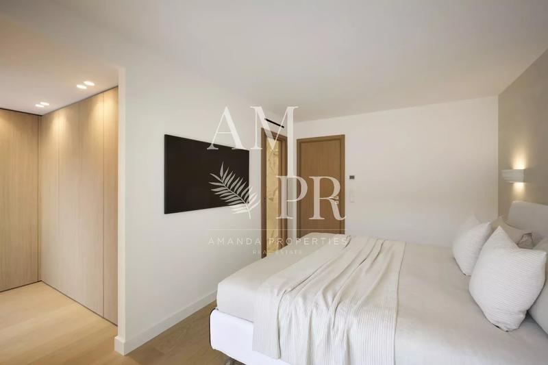 Appartement - 115 m² - 4 pièces