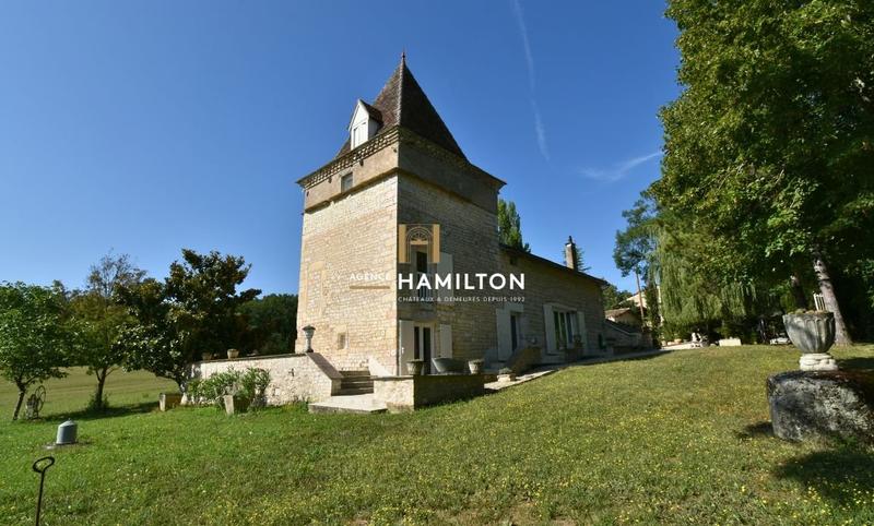 Propriété - 123 m² - 5 pièces