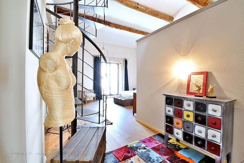 Maison - 349 m² - 10 pièces