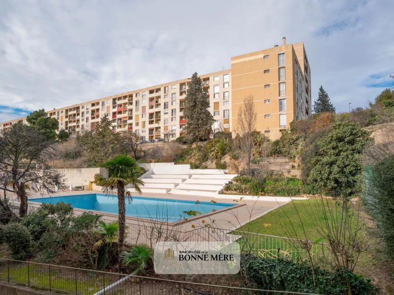 Appartement - 69 m² - 4 pièces