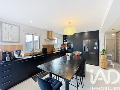 Maison - 127 m² - 5 pièces