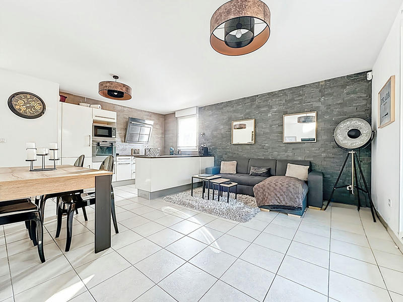 Appartement - 66 m² - 3 pièces