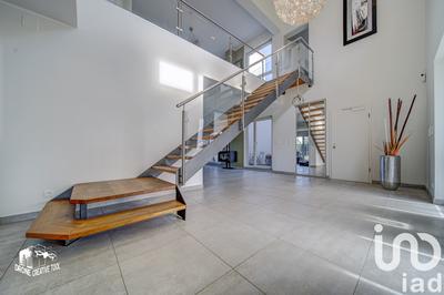 Maison - 271 m² - 5 pièces