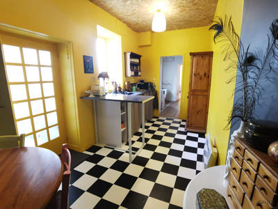 Appartement - 107 m² - 3 pièces