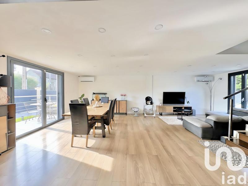 Maison - 155 m² - 6 pièces