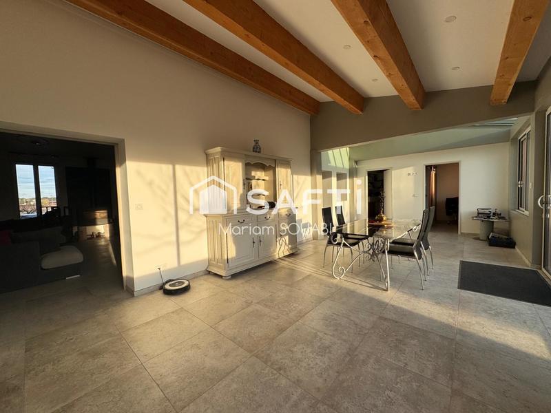 Maison - 176 m² - 5 pièces