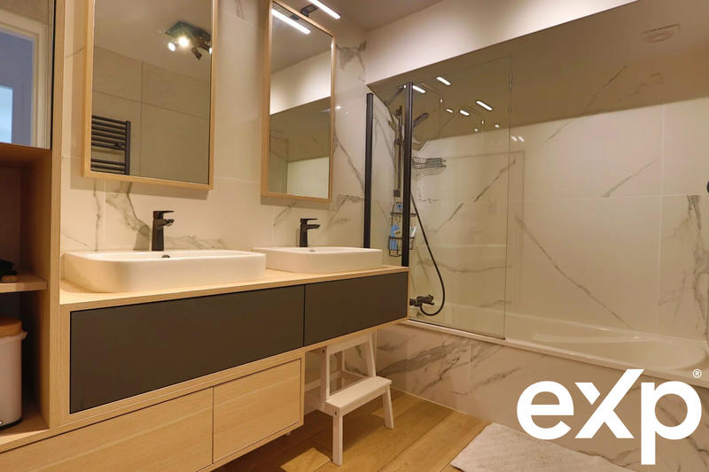 Appartement - 138 m² - 5 pièces