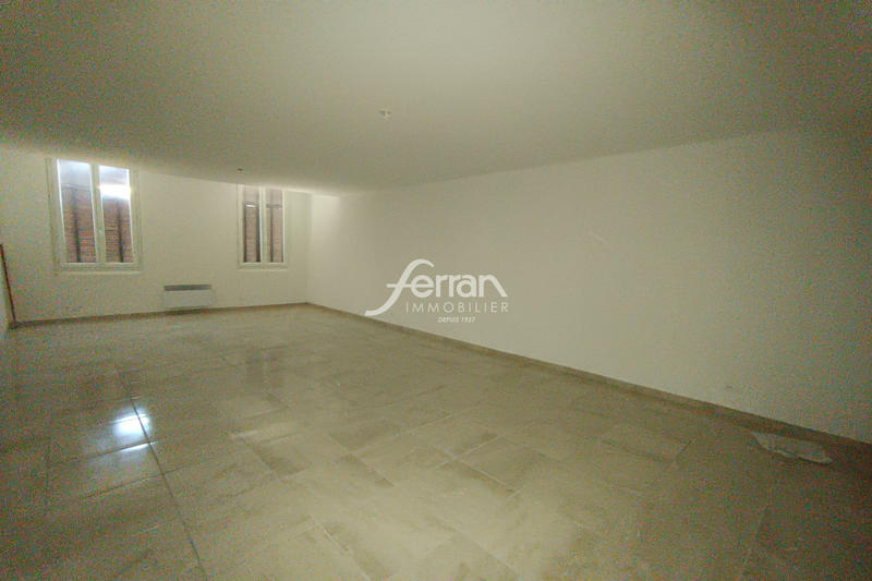 Appartement - 273 m²