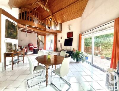 Maison - 145 m² - 6 pièces