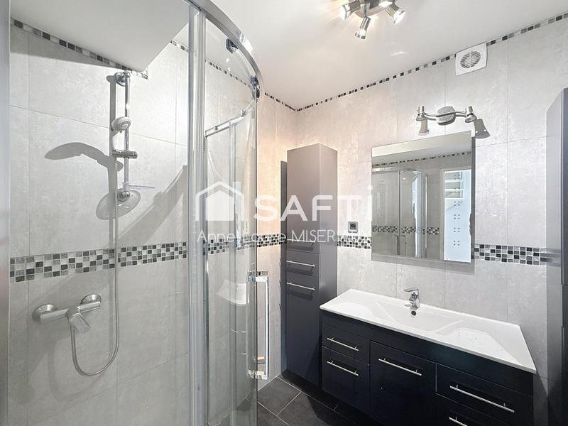 Maison - 98 m² - 5 pièces