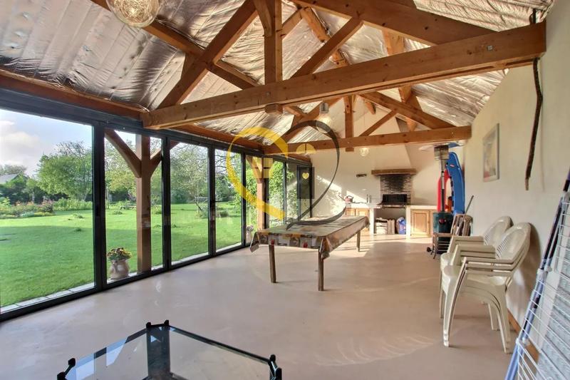 Maison - 280 m² - 5 pièces