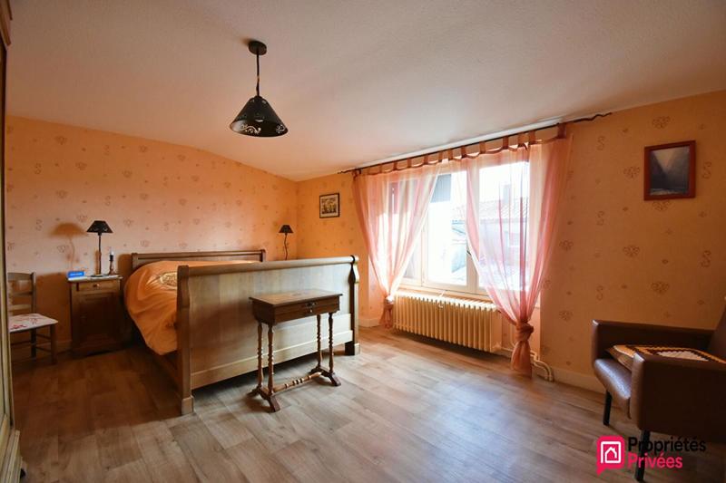 Maison - 153 m² - 7 pièces