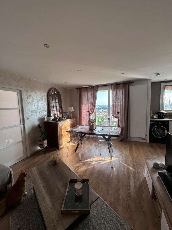 Appartement - 45 m² - 2 pièces