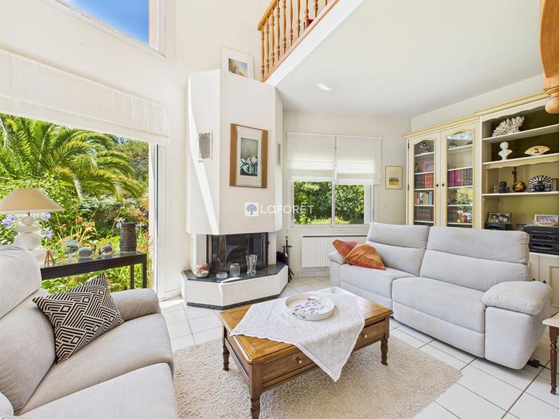 Maison contemporaine - 182 m² - 6 pièces