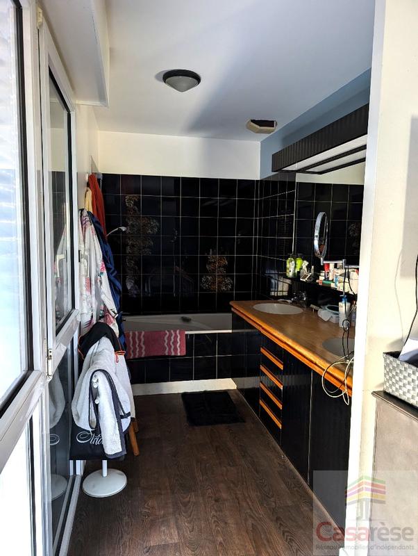 Maison - 150 m² - 11 pièces