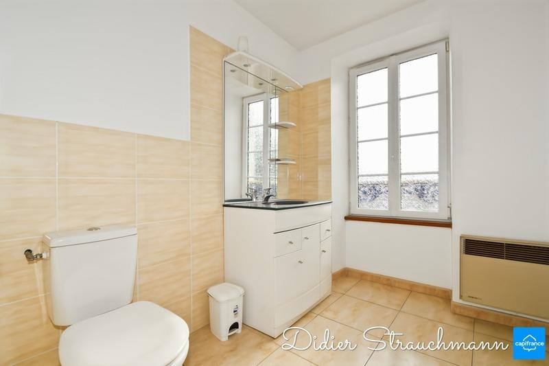 Maison - 234 m² - 7 pièces