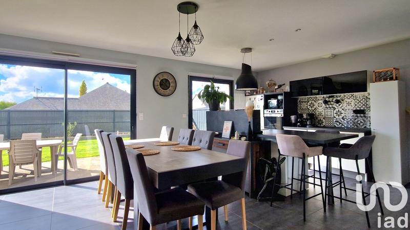 Maison - 104 m² - 6 pièces