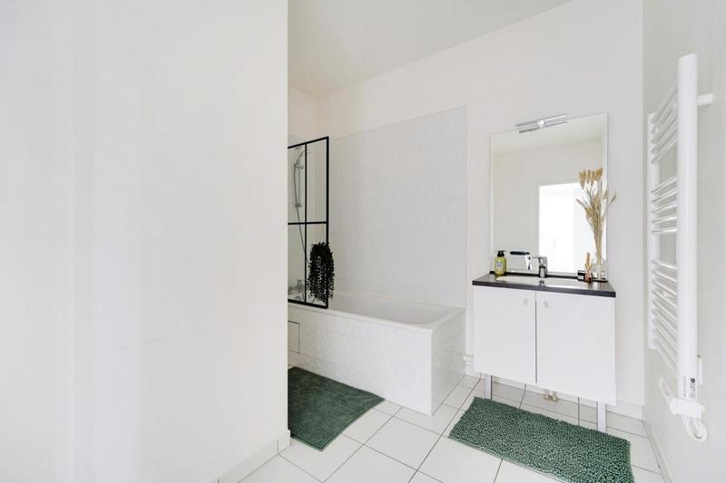 Appartement - 83 m² - 4 pièces