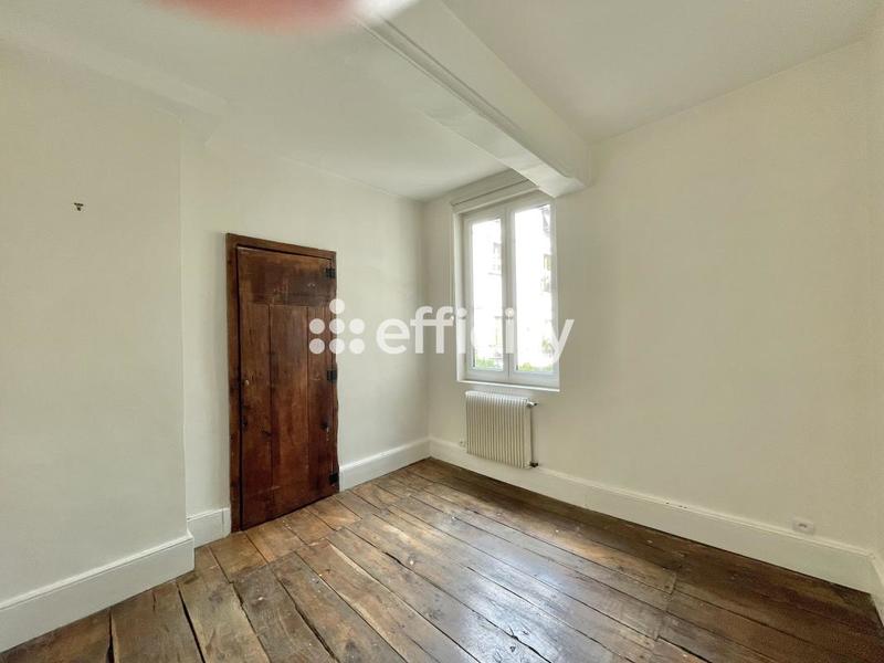 Maison - 175 m² - 6 pièces