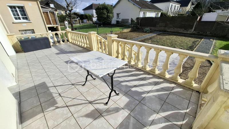 Maison - 82 m² - 4 pièces