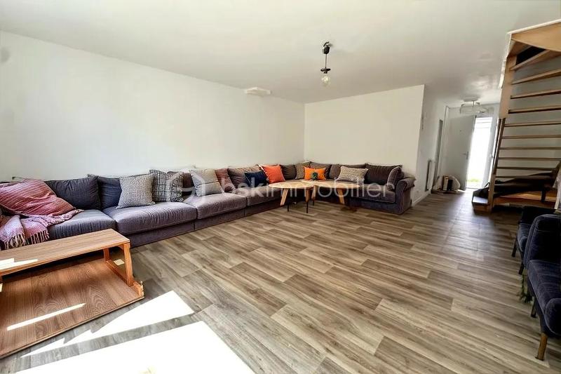 Maison - 106 m² - 6 pièces