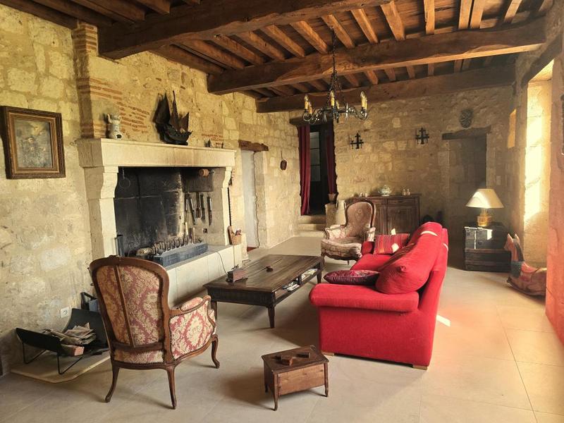 Maison - 290 m² - 8 pièces