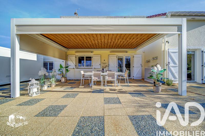 Maison - 159 m² - 7 pièces