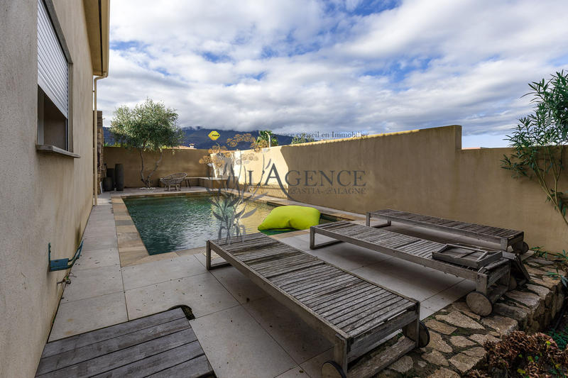 Maison - 156 m² - 6 pièces