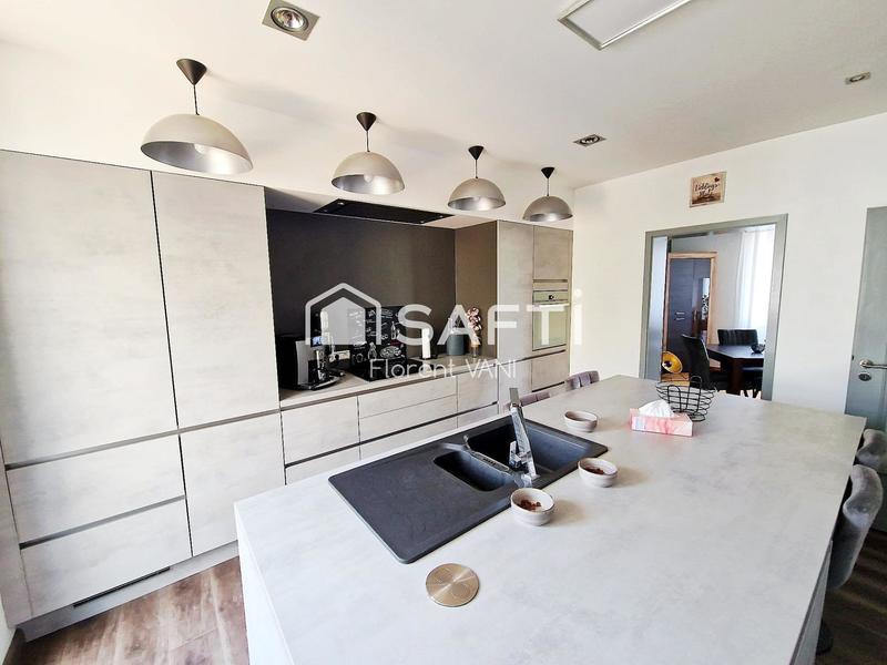 Maison - 155 m² - 7 pièces