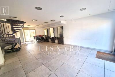 Local commercial - 70 m²