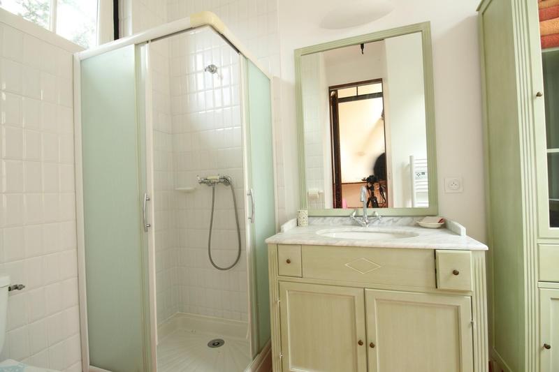 Maison - 412 m² - 11 pièces