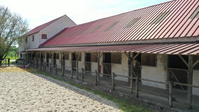 Maison - 395 m² - 16 pièces